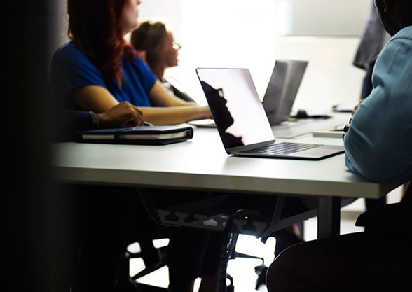 红果想做“短剧版小红书”？